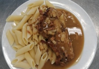 Vepřová-pečeně-na-slanině