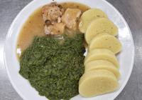 Veprove-vypecky-duseny-spenat-bramborovy-knedlik